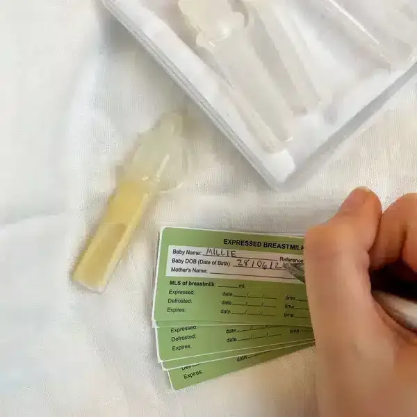 Haakaa-Silicone-Colostrum-Collector8-1536×1536-1