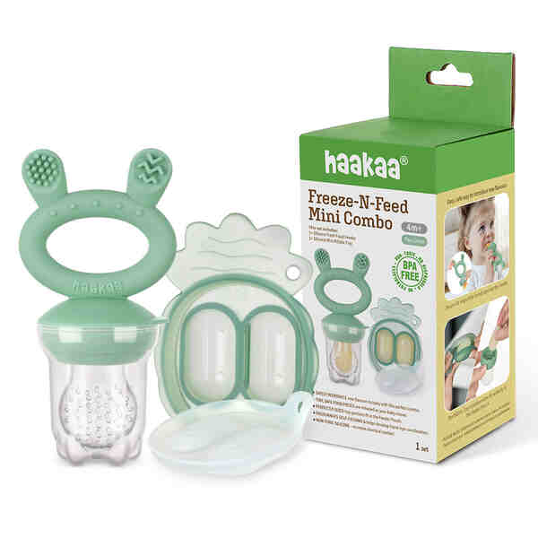 Haakaa Freeze-N-Feed Mini Combo in Pea Green, features a bear-shaped handle and includes a silicone feeder and storage