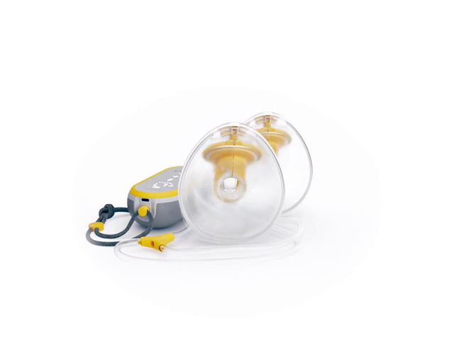 medela freestyle hands-free pump available on Fed is Best