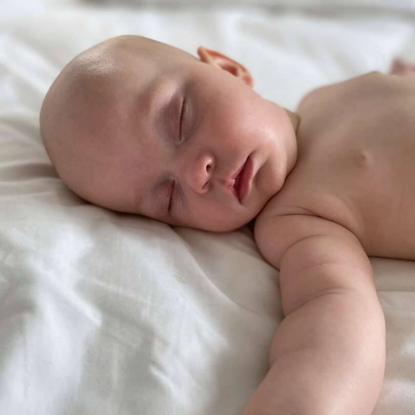 baby sleep and eating habits