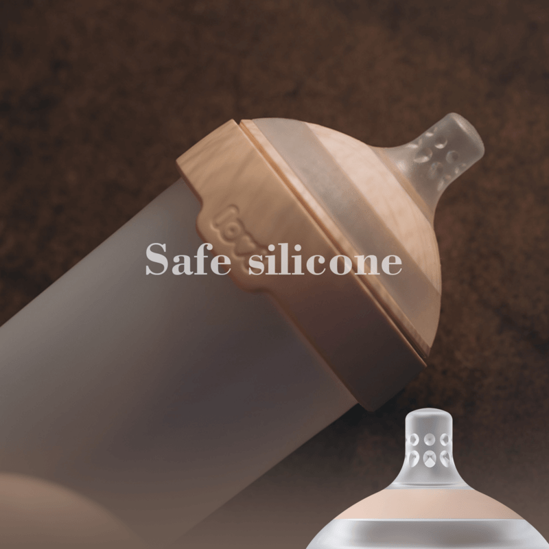 Difrax LOVI Mammafeel Bottle 150ml in soft silicone with a natural wood-like cap, designed for comfortable feeding.