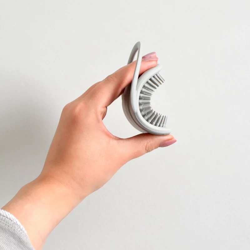 Hand Holding Brush 2 – Low Res