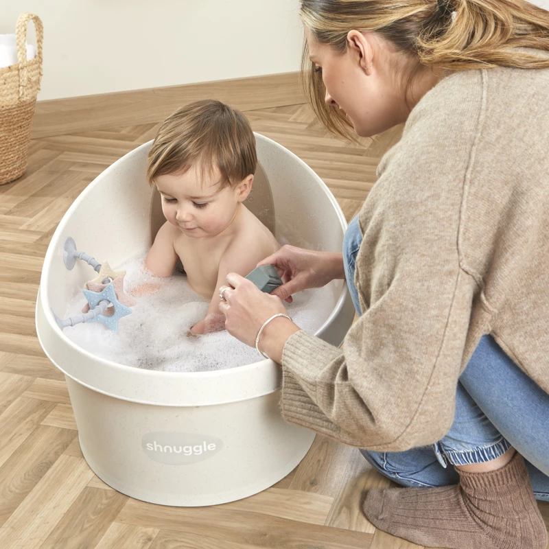 Eco Collection – Toddler Bath with Mum and Toddler – High Res – Square