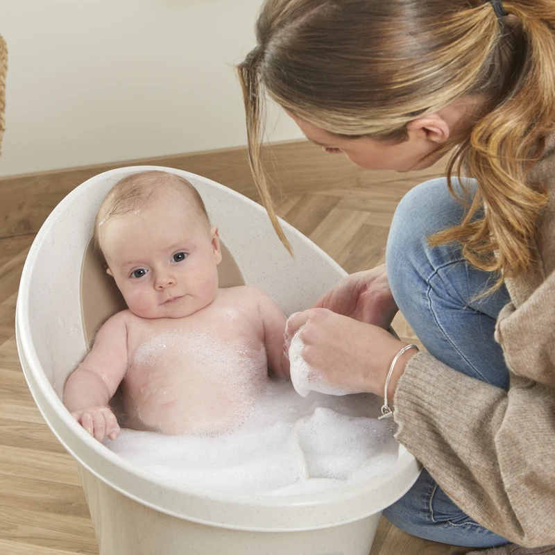 Eco Collection – baby bath 4 – high res – square